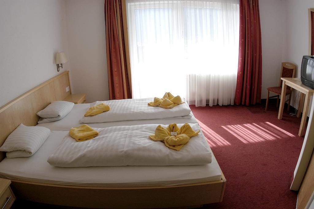 Alpenhotel Edelweiss Maurach  Quarto foto